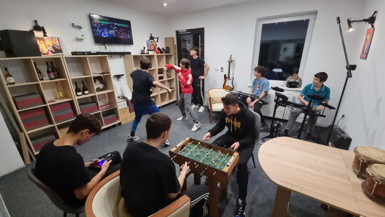 Artrock Residence Izola Luaran gambar