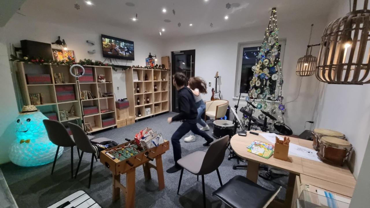 Artrock Residence Izola Luaran gambar