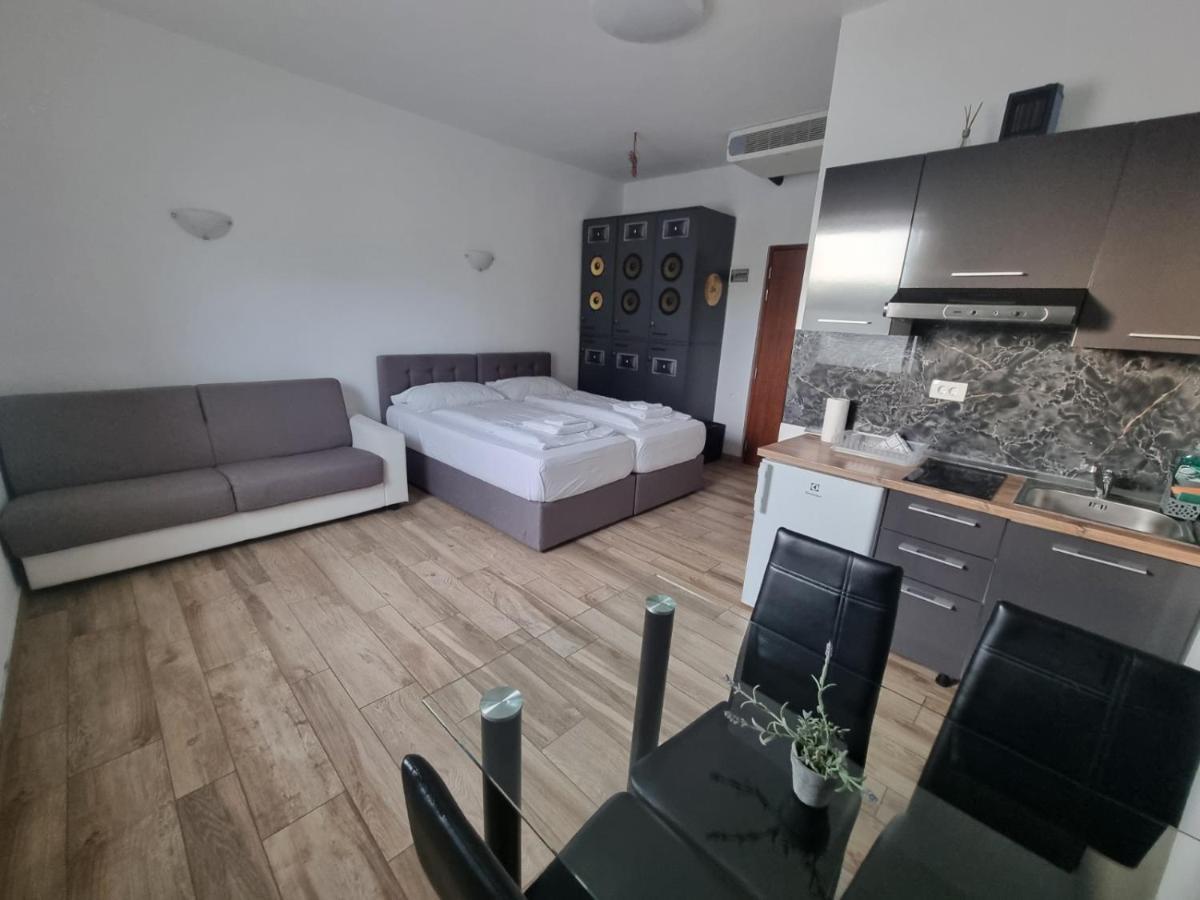 Artrock Residence Izola Luaran gambar